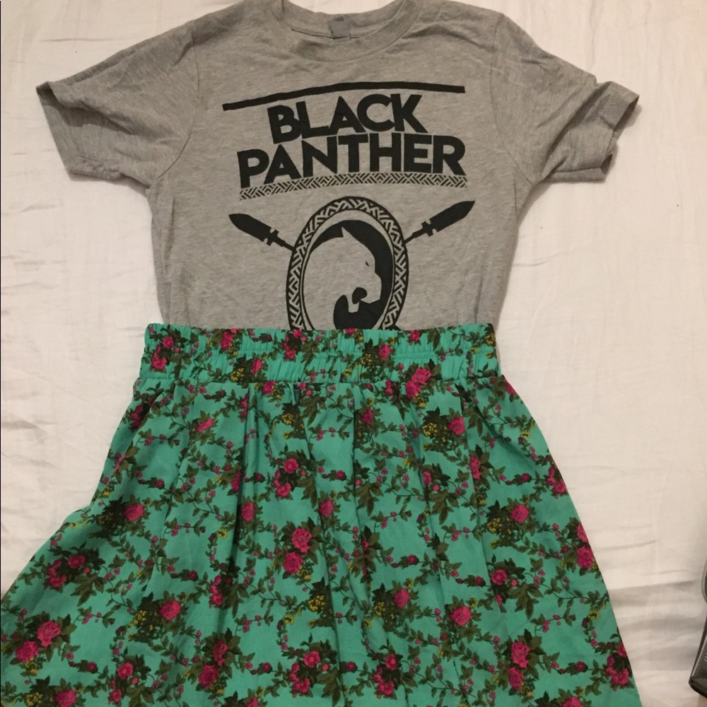 Skirt( FREE SHIRTS AND SHORTS)